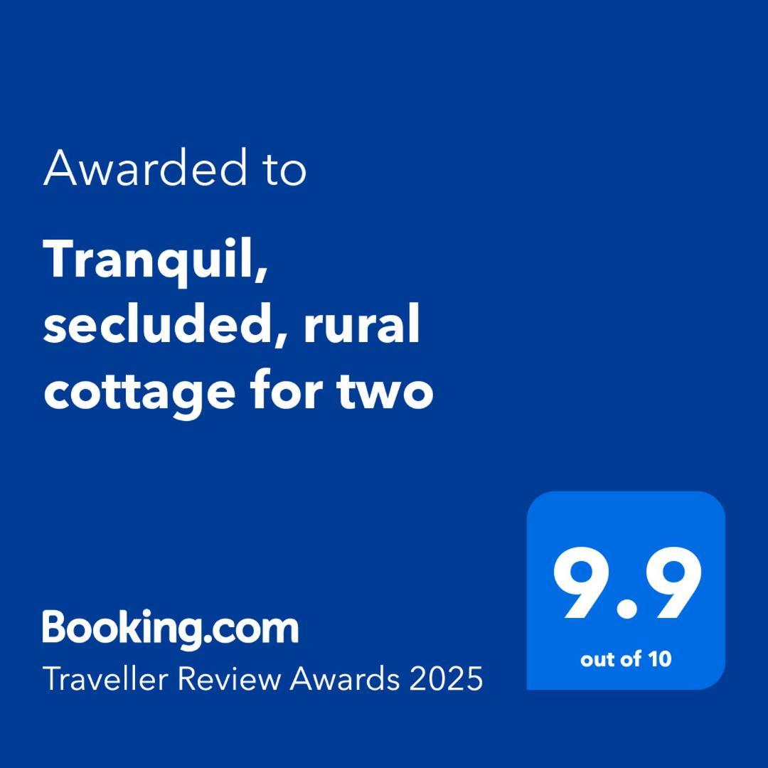 Tranquil, Secluded, Rural Cottage For Two ビューマリス エクステリア 写真